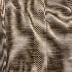 Lululemon long sleeve swiftly
